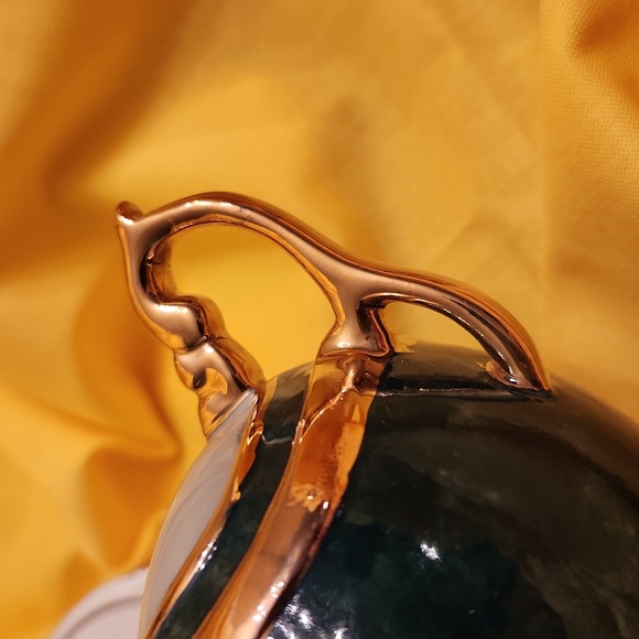 Ardleigh Elliott, Beauties of the Red  Mansion Music Box Collection - Picture 6 of 9